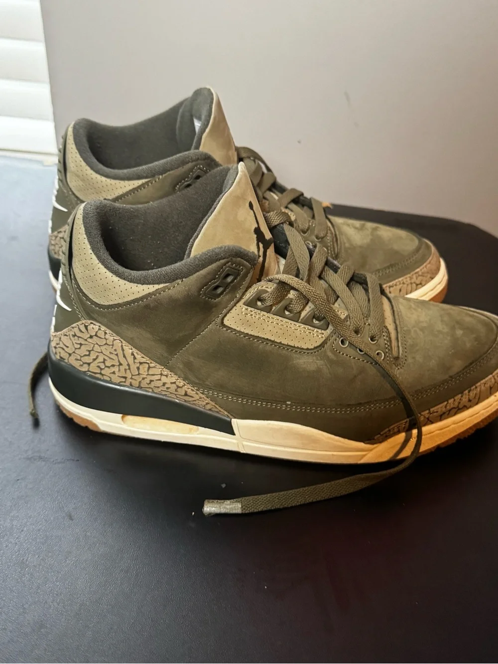 Jordan Men’s Sneakers in Olive Green and Tan